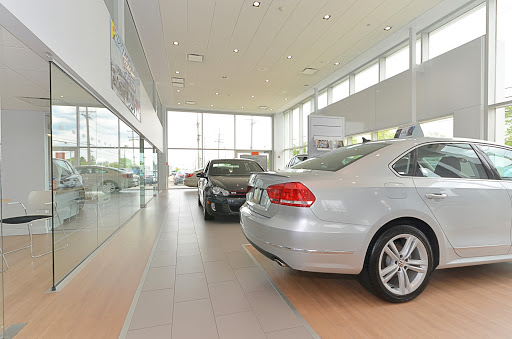 Volkswagen Dealer «Pugi Volkswagen», reviews and photos, 2020 Ogden Ave, Downers Grove, IL 60515, USA