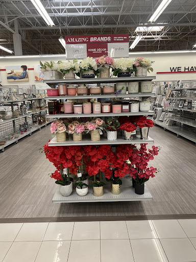 Clothing Store «Burlington Coat Factory», reviews and photos, 955 W Brandon Blvd, Brandon, FL 33511, USA