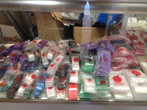 Tobacco Shop «AM SMOKE SHOP», reviews and photos, 1401 State St, Orem, UT 84057, USA