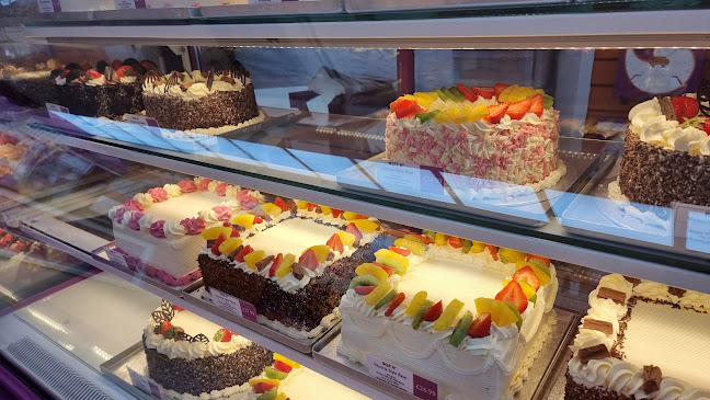 Cake Box Milton Keynes (Bletchley) - Bakery