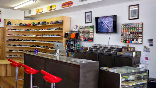 Skate Shop «Plus Skateshop Orlando», reviews and photos, 1646 E Colonial Dr, Orlando, FL 32803, USA