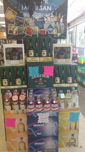 Liquor Store «Northside Liquor», reviews and photos, 501 Butternut Dr # 1, Holland, MI 49424, USA