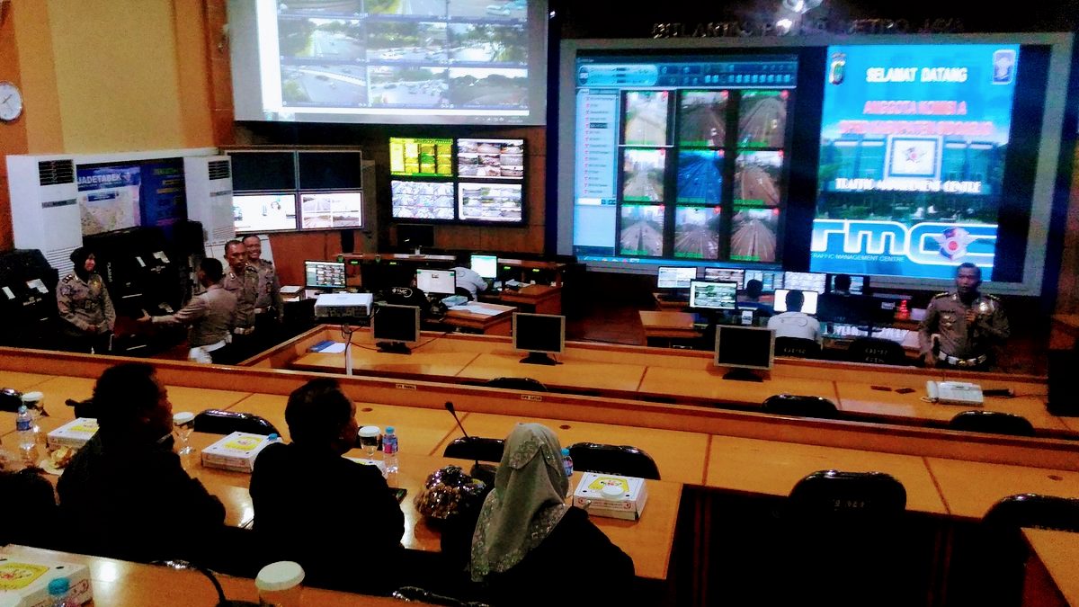 Gambar Traffic Management Center Polda Metro Jaya