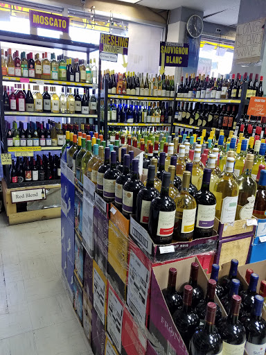 Liquor Store «Queensbury Wine & Liquor», reviews and photos, 11224 Queens Blvd, Forest Hills, NY 11375, USA