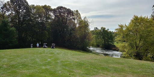 Golf Course «Olde Dutch Mill Golf Course & Sports Bar», reviews and photos, 2745 Grandview Rd, Lake Milton, OH 44429, USA