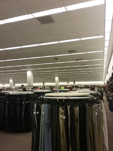 Department Store «Nordstrom Rack Tanasbourne Town Center», reviews and photos, 18100 NW Evergreen Pkwy, Beaverton, OR 97006, USA