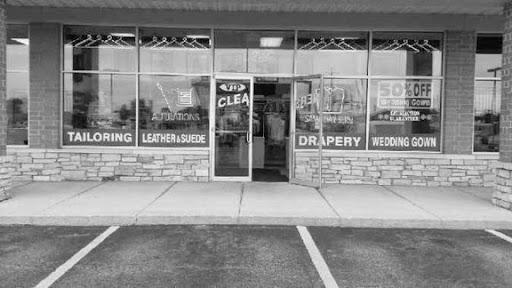 Dry Cleaner «V.I.P. Cleaners», reviews and photos, 3212 Sycamore Rd, DeKalb, IL 60115, USA