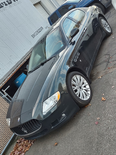 Car Dealer «Imports Unlimited», reviews and photos, 569 N Colony St, Wallingford, CT 06492, USA