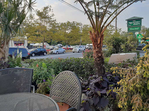 Wine Store «Moore Brothers Wine Company Delaware», reviews and photos, 1416 N Dupont St, Wilmington, DE 19806, USA