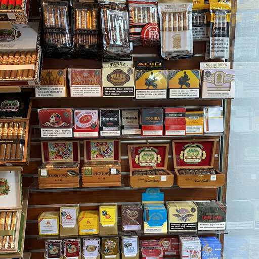 Tobacco Shop «METROWEST SMOKE SHOP ECIGARETTE», reviews and photos, 2434 S Kirkman Rd, Orlando, FL 32811, USA