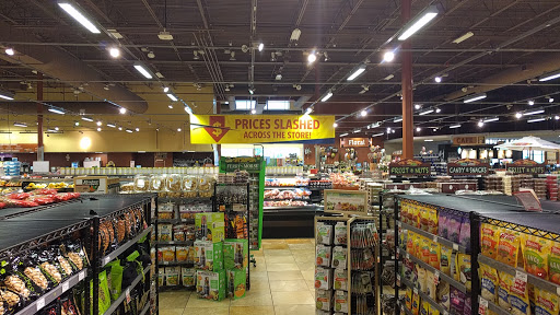 Supermarket «Giant Eagle Supermarket», reviews and photos, 27264 Lorain Rd, North Olmsted, OH 44070, USA