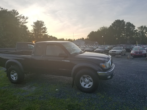 Used Car Dealer «Car Corner Co», reviews and photos, 2092 Big Rd, Gilbertsville, PA 19525, USA