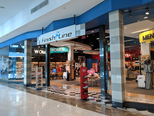 Shoe Store «Finish Line», reviews and photos, 801 Hawthorn Center, Vernon Hills, IL 60061, USA