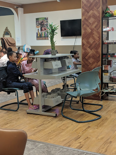 Shopping Mall «Sun Ray Shopping Center», reviews and photos, 2089 Old Hudson Rd, St Paul, MN 55119, USA