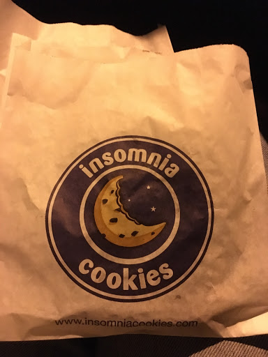 Cookie Shop «Insomnia Cookies», reviews and photos, 1804 E North Ave, Milwaukee, WI 53202, USA