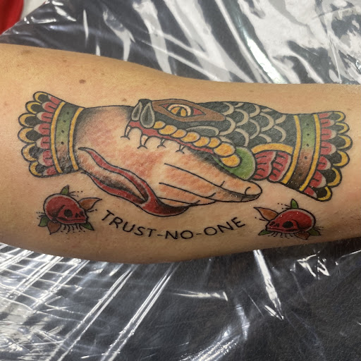 Tattoo Shop «Bayou City Body Shop Tattoo Studio», reviews and photos, 4025 Hwy 6 N #105b, Houston, TX 77084, USA