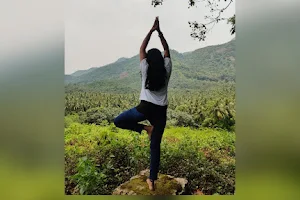 Dehalaya Yoga image