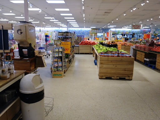 Grocery Store «Horrocks Market», reviews and photos, 4455 Breton Rd SE, Kentwood, MI 49508, USA