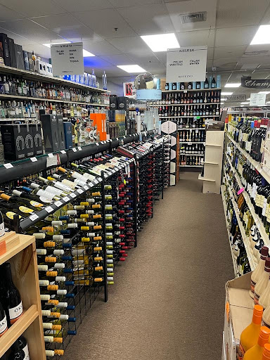Wine Store «Port To Port Wines & Spirits», reviews and photos, 395 Fort Salonga Rd, Northport, NY 11768, USA