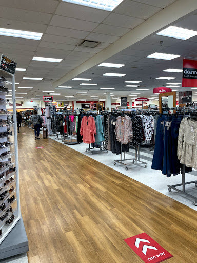 Department Store «T.J. Maxx & HomeGoods», reviews and photos, 341 S College Rd, Wilmington, NC 28403, USA