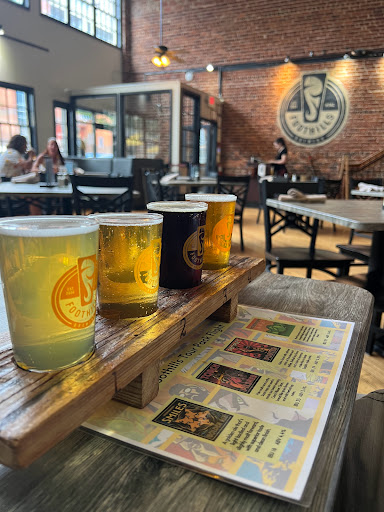 Brewpub «Foothills Brewpub», reviews and photos, 638 W 4th St, Winston-Salem, NC 27101, USA