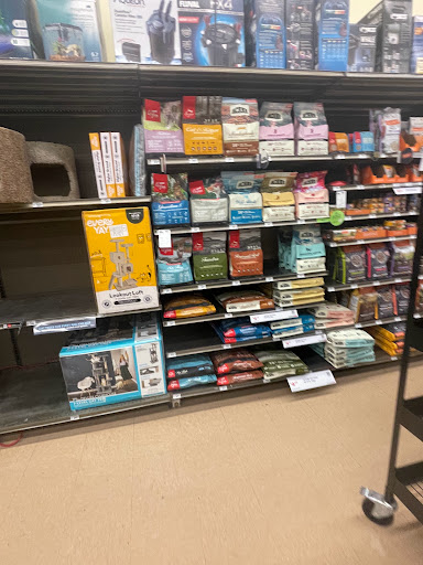 Pet Supply Store «Petco Animal Supplies», reviews and photos, 10511 S 15th St, Bellevue, NE 68123, USA