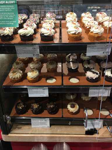 Grocery Store «Whole Foods Market», reviews and photos, 427 Walnut St, Lynnfield, MA 01940, USA
