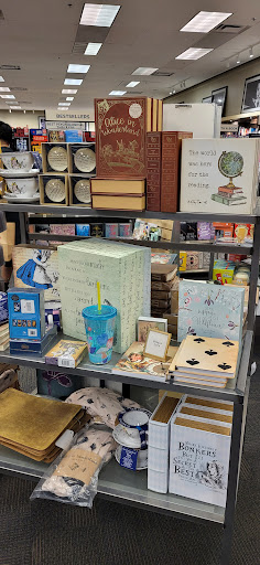 Book Store «Books-A-Million», reviews and photos, 3000 Grapevine Mills Pkwy #408, Grapevine, TX 76051, USA