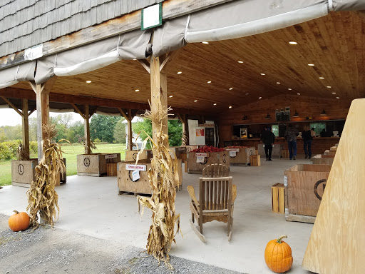 Winery «Leonard Oakes Estate Winery», reviews and photos, 10609 Ridge Rd, Medina, NY 14103, USA