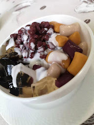 Photo n°32 de Momo à Paris ()