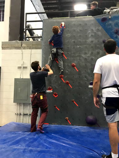 Rock Climbing Gym «Hoosier Heights Indianapolis», reviews and photos, 9850 Mayflower Park Dr, Carmel, IN 46032, USA