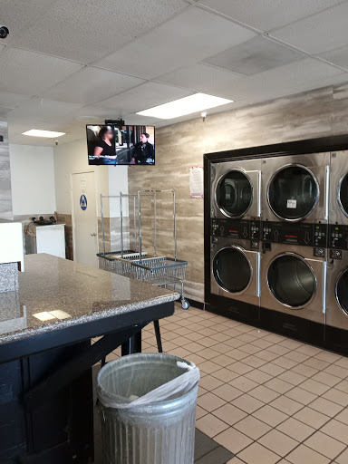 Laundromat «Happy Coin Laundry», reviews and photos, 3901 Madison Ave # 25, North Highlands, CA 95660, USA