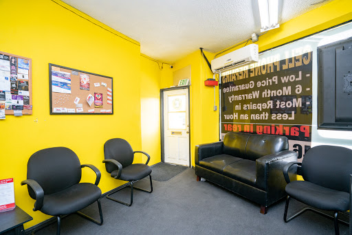 Electronics Repair Shop «D&R electronix Cell Phone Repair Iphone Samsung», reviews and photos, 6639 Magnolia Ave, Riverside, CA 92506, USA