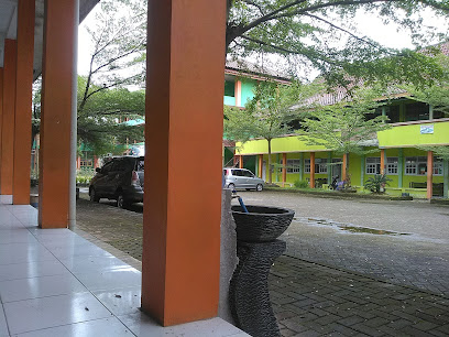 SMP Diponegoro 8 Rawalo