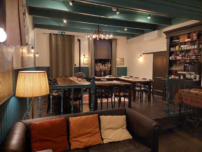 'Bij Jacques | De Drie Pilaren' (huiselijke vergaderlocatie hartje Friesland) openingstijden