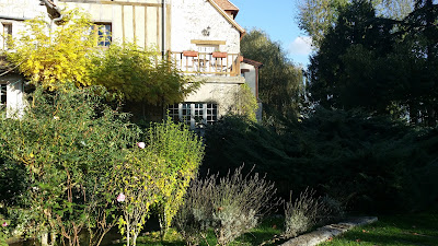 Parking autocars de tourisme à Giverny