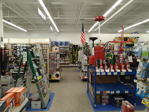 Hardware Store «Harbor Freight Tools», reviews and photos, 990 N Court St, Medina, OH 44256, USA