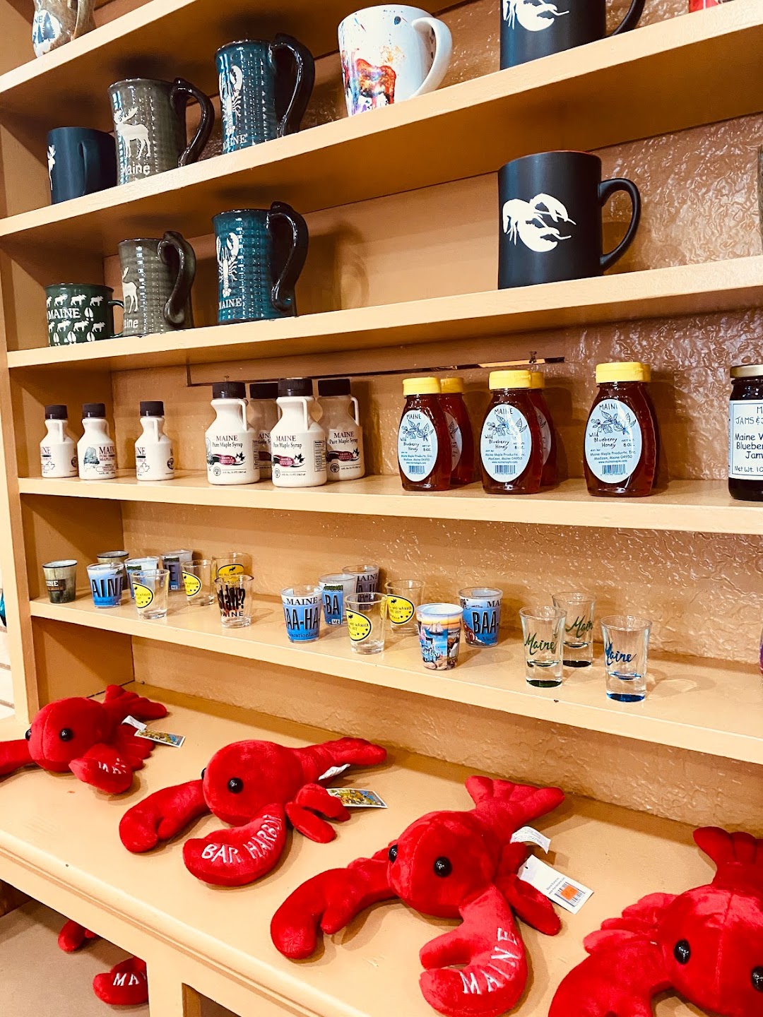 Bar Harbor Gifts and Clothing