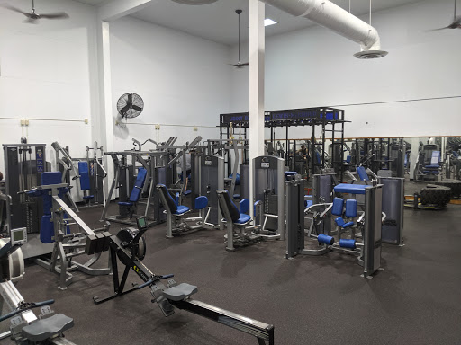 Gym «McChord Sports and Fitness Center», reviews and photos, 729 5th St, McChord AFB, WA 98438, USA