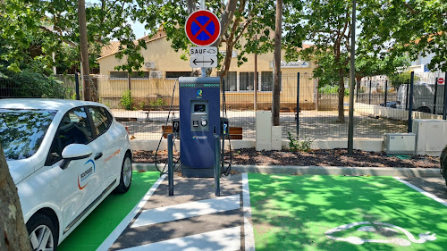 Borne de recharge de véhicules électriques SYADEN Charging Station Saint-André-de-Roquelongue