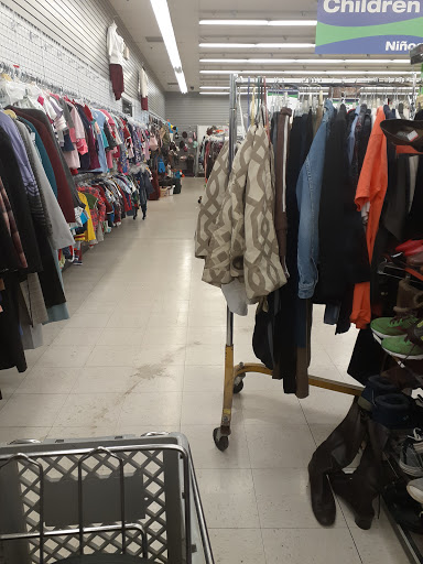 Thrift Store «Goodwill Store & Donation Center», reviews and photos, 121 Rohrerstown Rd, Lancaster, PA 17603, USA