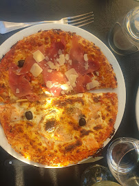 Plats et boissons du Restaurant italien La Pizzeria de la Pierre à Valence - n°18
