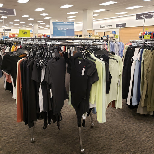 Department Store «Nordstrom Rack Warwick Mall», reviews and photos, 400 Bald Hill Rd, Warwick, RI 02886, USA