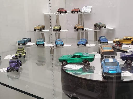 Antique Store «South Louisville Antique & Toy», reviews and photos, 4150 Blue Lick Rd # 8, Louisville, KY 40229, USA