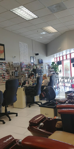 Shopping Mall «Gateway Shopping Center», reviews and photos, 9924 NE Halsey St, Portland, OR 97220, USA