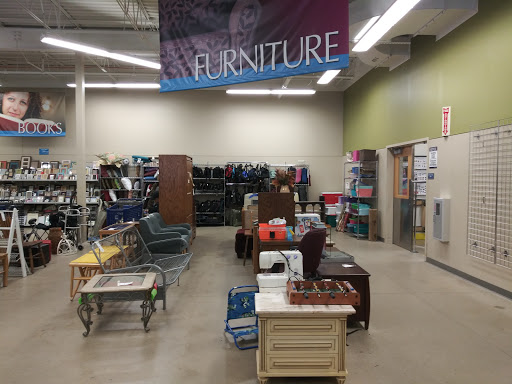 Non-Profit Organization «Goodwill Store & Donation Center», reviews and photos, 1381 N Rand Rd, Palatine, IL 60074, USA