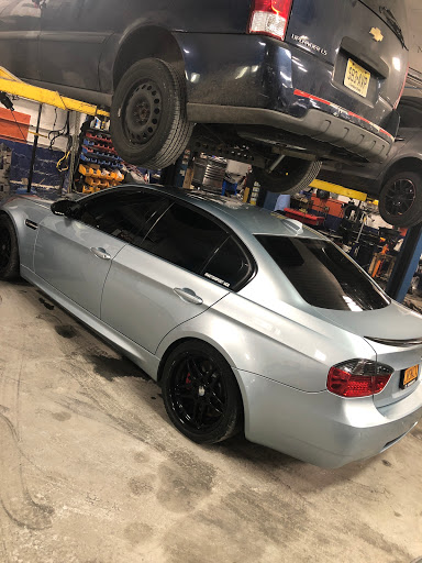 Auto Repair Shop «LS Auto Body & Repair Shop LLC», reviews and photos, 725 Van Sinderen Ave, Brooklyn, NY 11207, USA