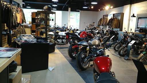 Moto Montreal Cycle - Authorized Triumph dealers