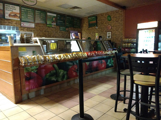 Restaurant «SUBWAY®Restaurants», reviews and photos, 3015 Millerville Rd Suite A, Baton Rouge, LA 70816, USA