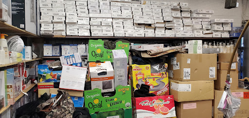 Thrift Store «Secondhand Affordables Thrift store», reviews and photos, 14011 Pacific Ave S, Tacoma, WA 98444, USA